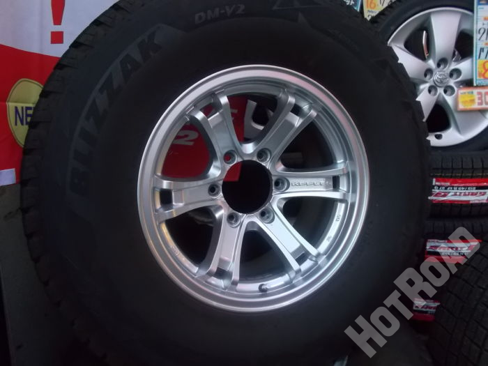 【中古スタッドレス】ブリヂストン DM-V2 275/70R16　2016年製  16インチ6H139.7　アルミセット4本