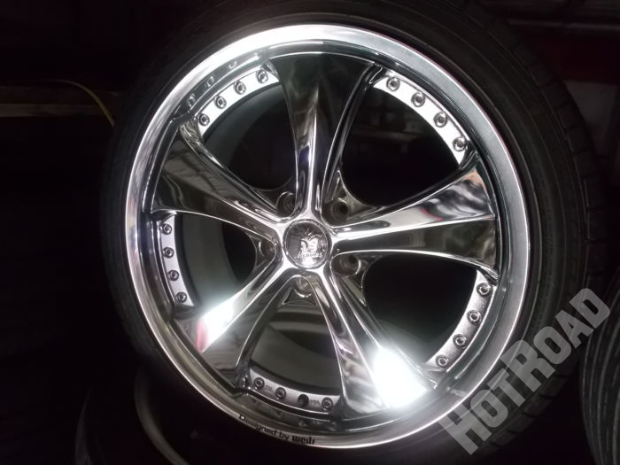 【中古タイヤホイールセット】Weds クレンツェ　ラツィンガー 19ｲﾝﾁ5H114.3　ATR+NITTO 225/45R19+245/40R19　アルミホイールセット4本