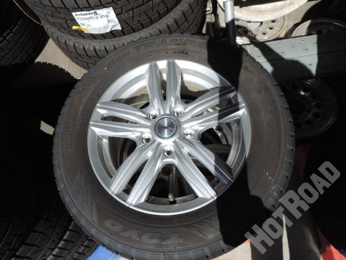 【中古スタッドレスセット】TOYO トランパスTX　195/65R15　JOKER　15インチ 5H114.3　アルミセット4本