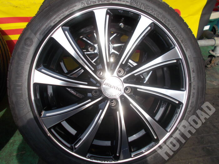 【中古ホイールタイヤセット】VENERDi 18ｲﾝﾁ 5H114.3　Continental 225/45R18　4本セット