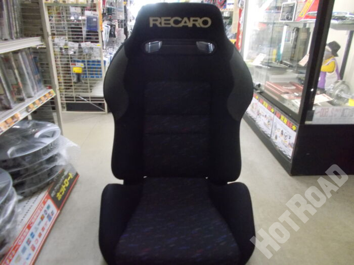 【中古シート】RECARO　SR-3　バックロゴ