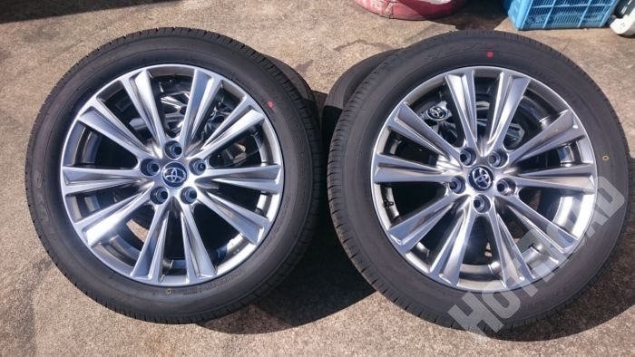 30系 アルファード、ヴェルファイア純正18インチ 新車外し