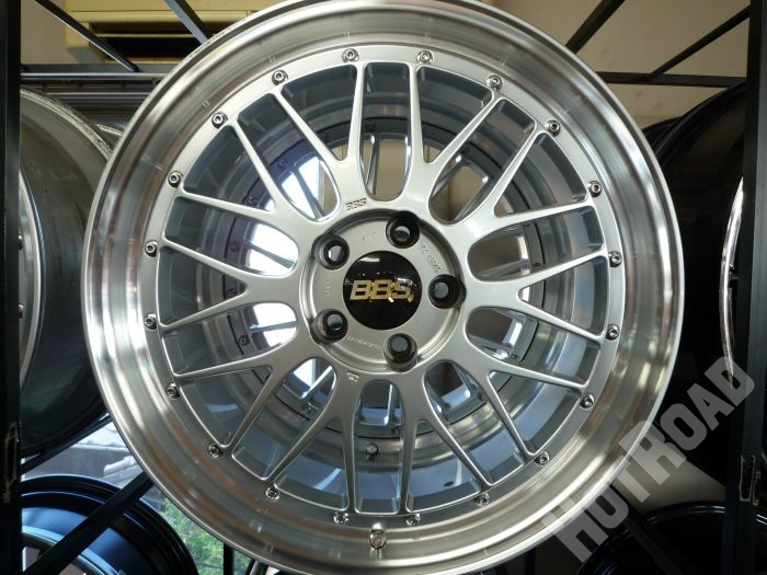 東郷店 BBS LM 220/221 19インチ