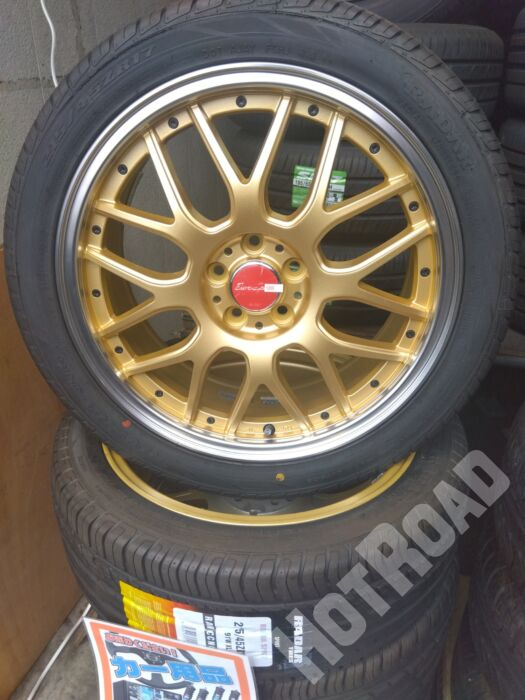 【未使用品】ブレスト ユーロスポーツ 17インチ RADAR 215/45R17 タイヤホイールセット