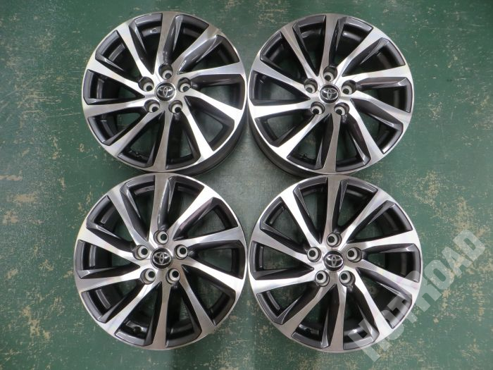 30系アルファード純正17インチ 中古美品