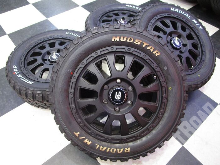 新品 LA STRADA AVENTURA 17インチ 6.5J +38 6H139.7 + MUDSTAR マッドスター RADIAL M/T 215/60R17 2021年製【豊田店】