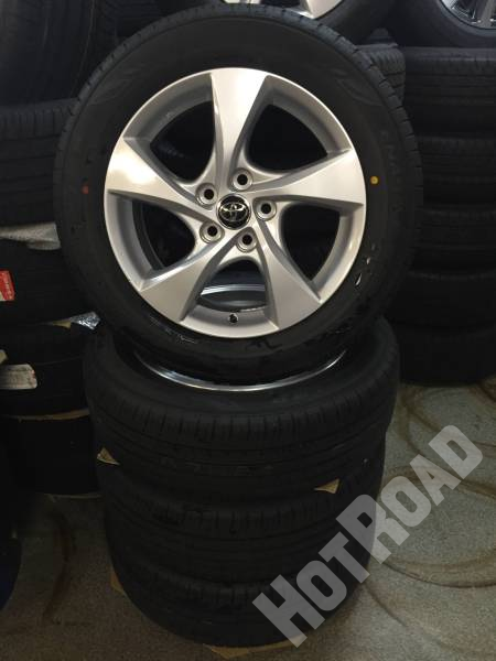 新車外し☆トヨタ CH-R 純正 ダンロップ EC300+ 215/60R17 4本セット