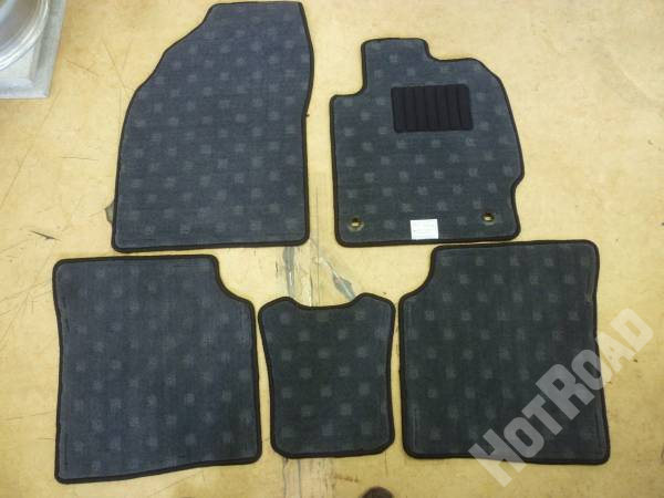 トヨタ 30 プリウス 後期 純正 フロアマット セット 未使用品