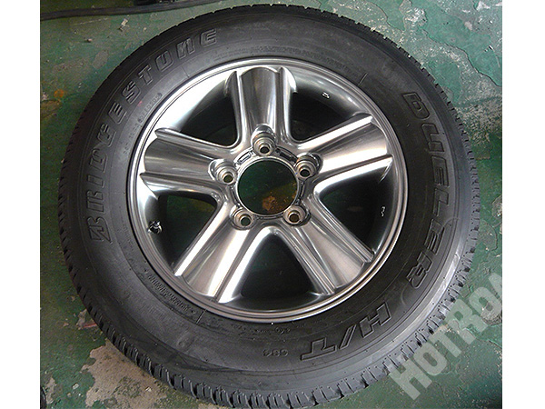 バリ山 ランクル100 シグナス 後期純正 ハイグロス 275/60R18 タイヤホイールセット スペア1本 中古 ランドクルーザー