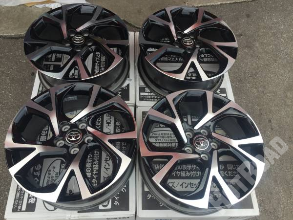 新車外し☆トヨタ CH-R 純正 18インチ 4本